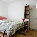 Modern * Toulouse