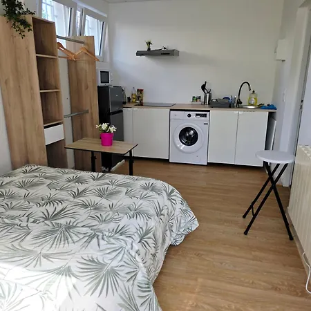 Modern Apartmán *